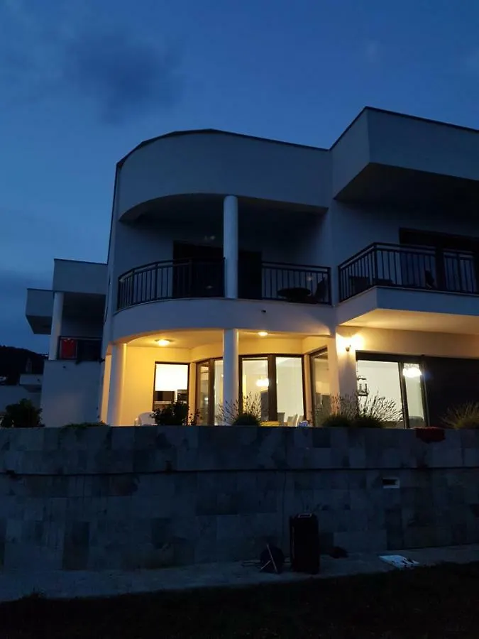 Villa Ilievski Цриквеница Дом отдыха